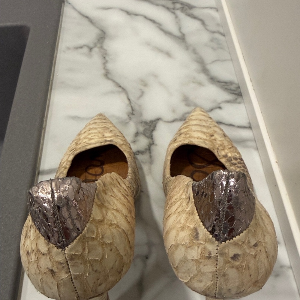 Sam Edelman snakeskin-patterned pointed-toe pumps Hazel style size 8 - Picture 5 of 7